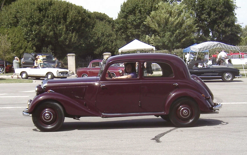 This is a 1950 Mercedes Benz 170Va It is well documented here on another 